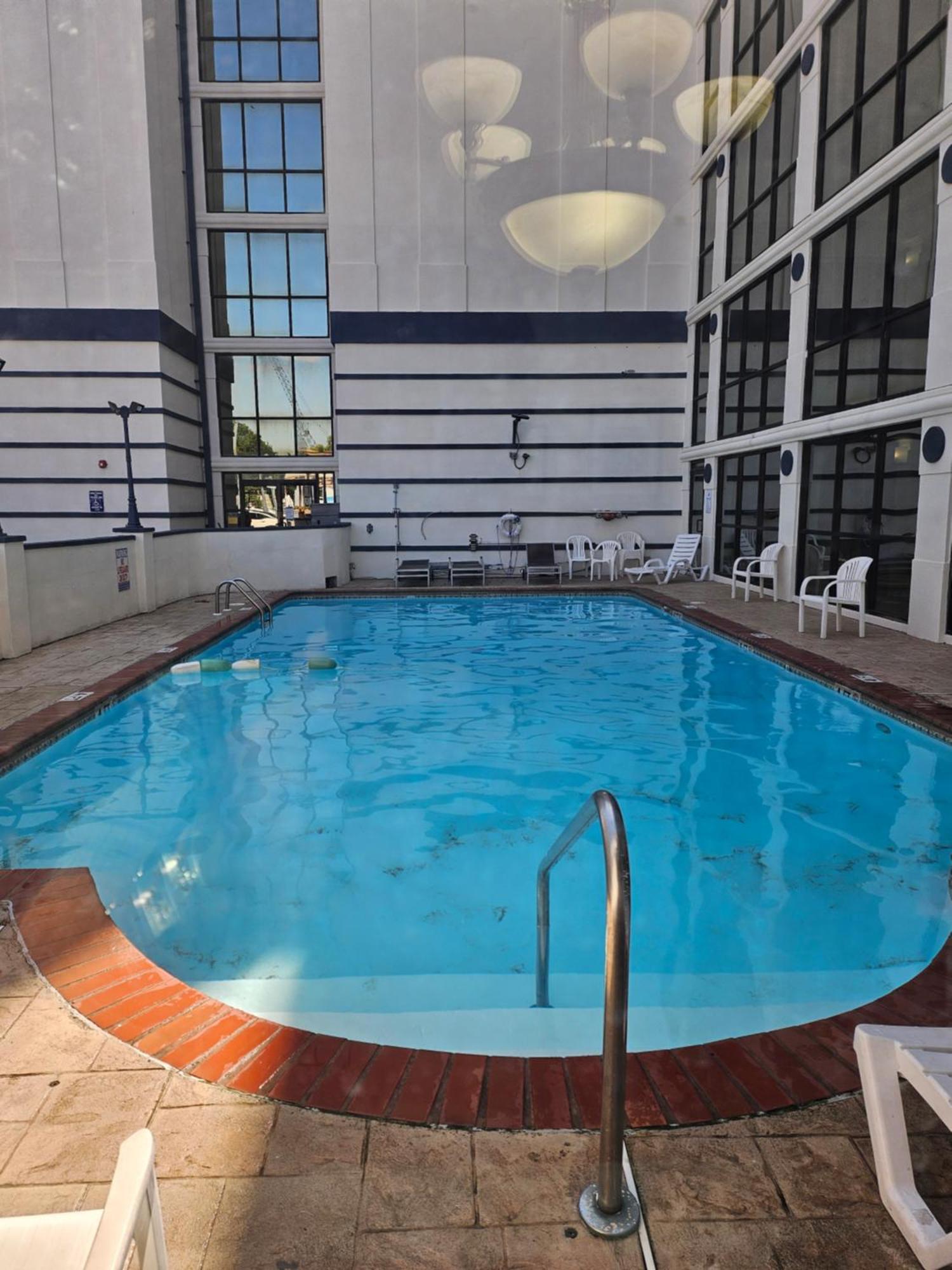 Aqua Vista Resort Hotel Вирджиния Бийч Екстериор снимка